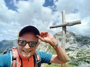 32 Dalla crocetta del Passo di Gabbia ho centrato la Corna Piana !